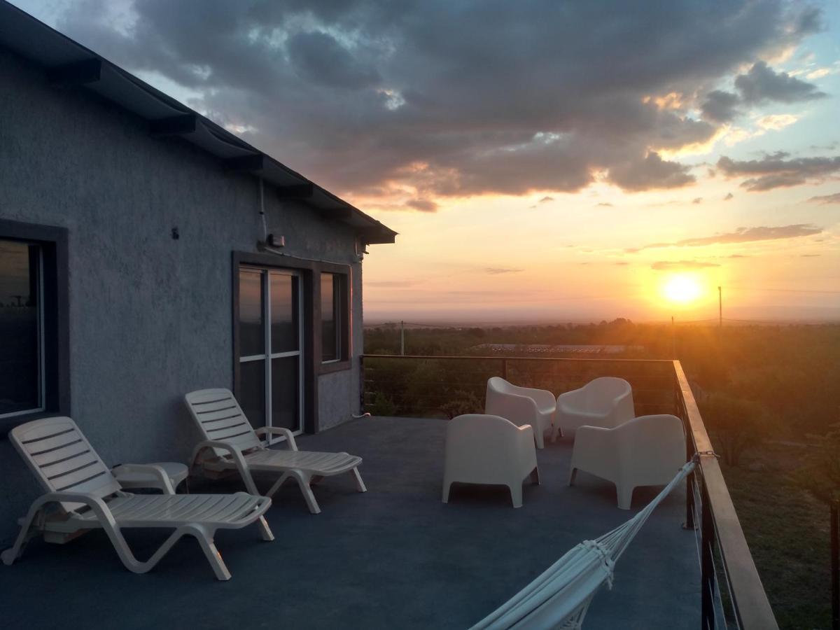 Anubis Aparthotel Villa de Merlo ภายนอก รูปภาพ